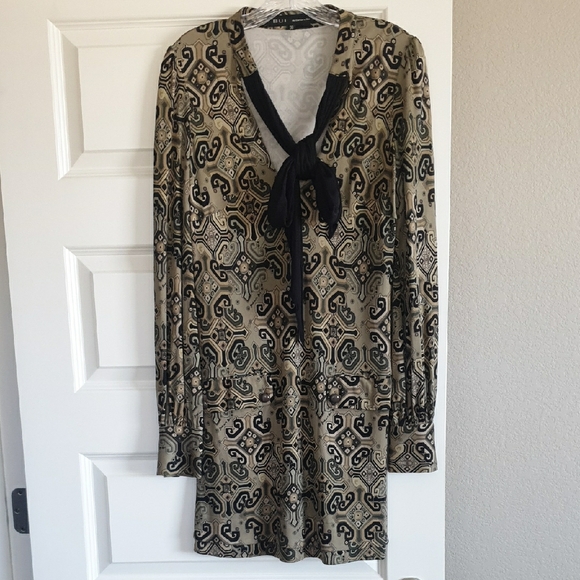 Elegant Vintage Black Tan And Green Patterned Dress 💯 Silk - Picture 1 of 9
